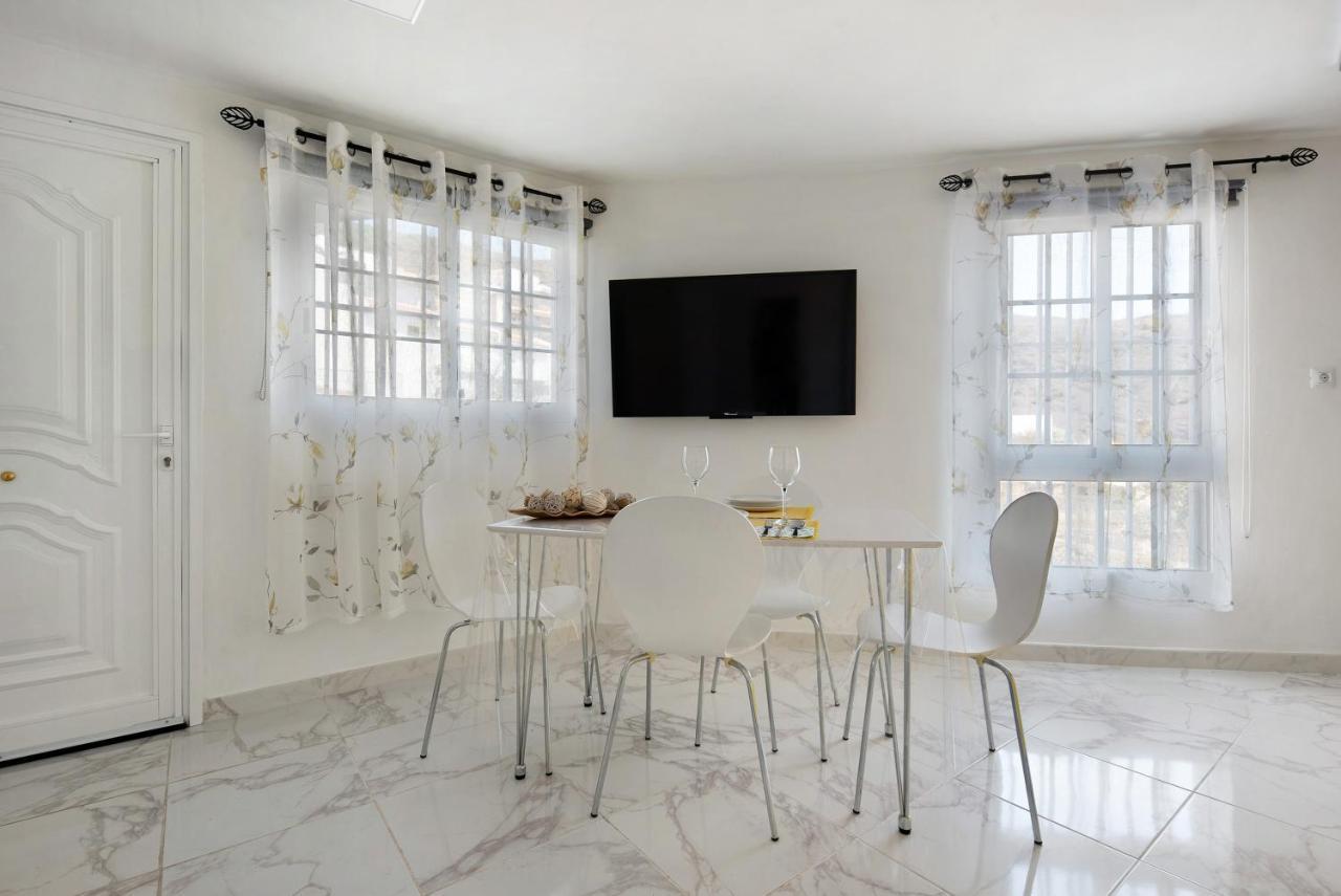 Casita Auxilia Bajo Βίλα Araya  Εξωτερικό φωτογραφία
