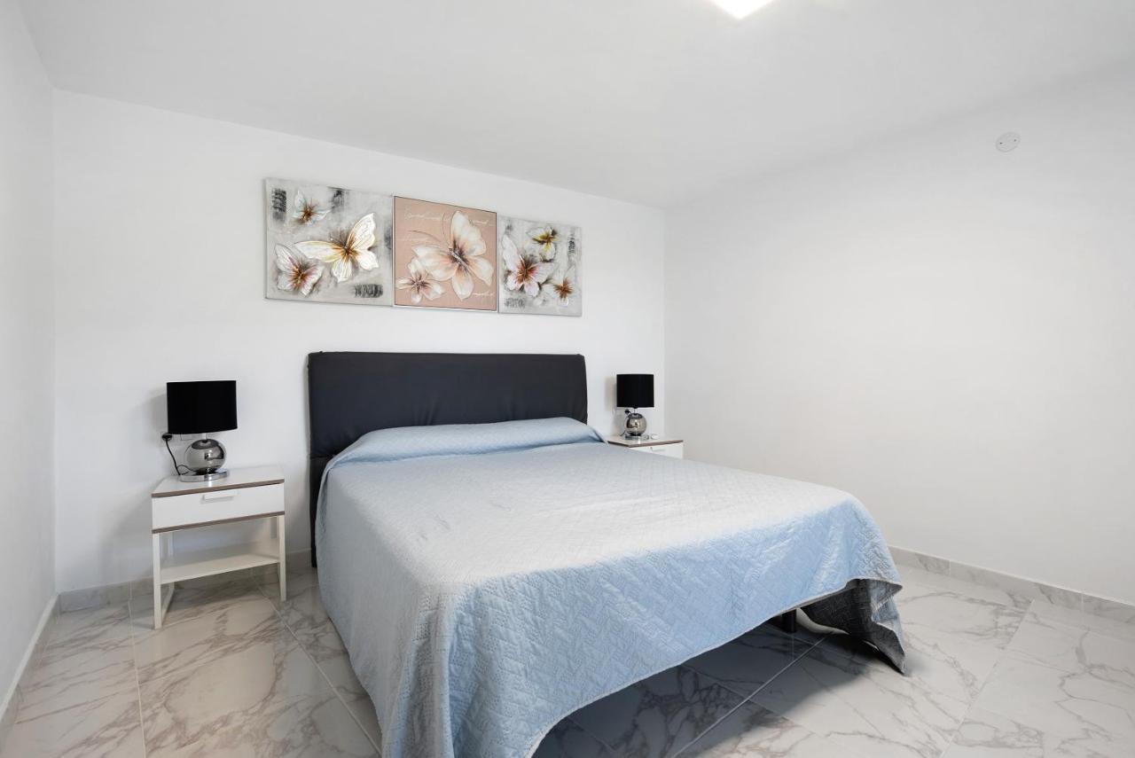 Casita Auxilia Bajo Βίλα Araya  Εξωτερικό φωτογραφία
